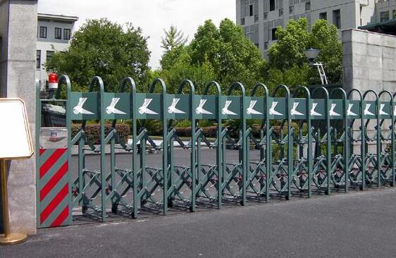 三湘印象森林海尚與杭州出安智能電動(dòng)伸縮門達(dá)成合作協(xié)議