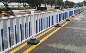 護(hù)欄 - 道路隔離護(hù)欄1