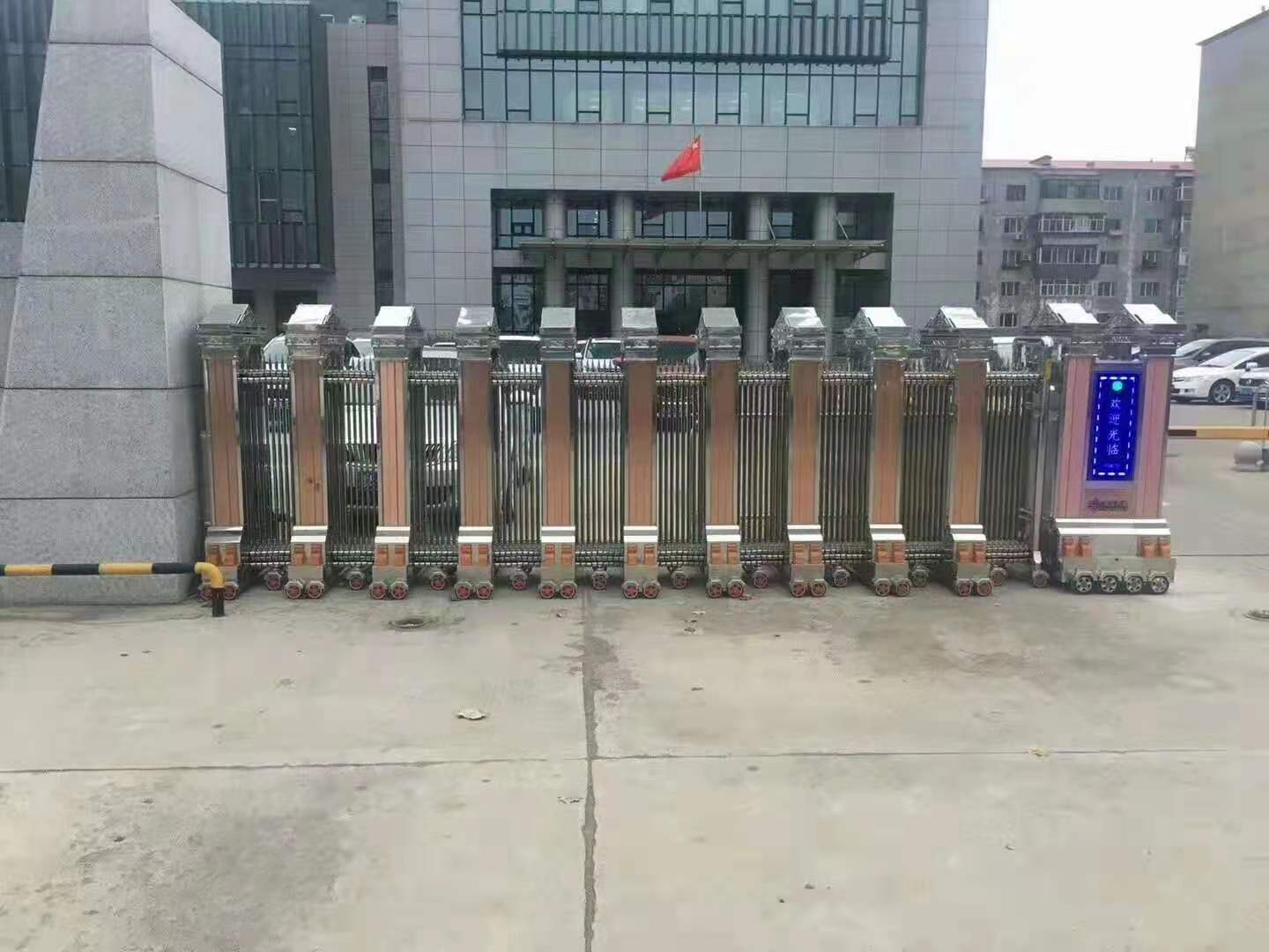佳木斯廣電大廈- 金碧輝煌6號工程案例 - 中出網(wǎng)-智能出入口與停車充電門戶