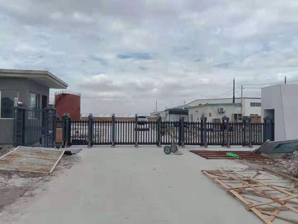 金碧輝煌工程案例 - 中出網(wǎng)-智能出入口與停車充電門戶