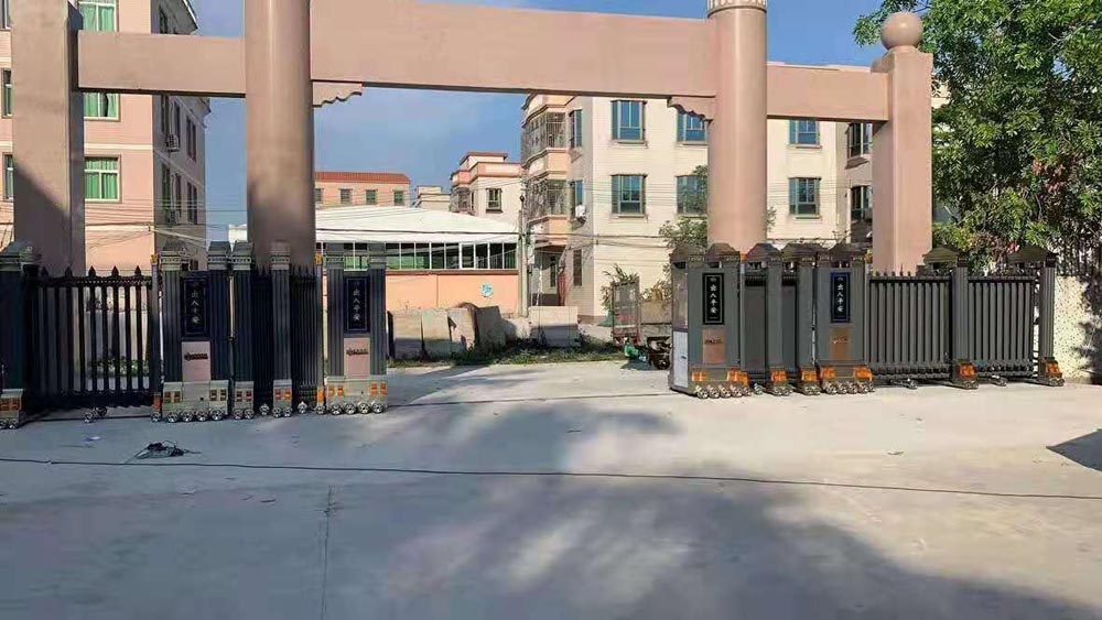 金碧輝煌工程案例 - 中出網(wǎng)-智能出入口與停車(chē)充電門(mén)戶(hù)