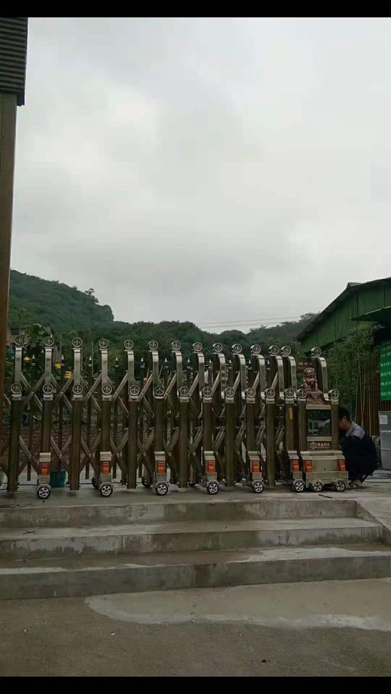 招財進(jìn)寶工程案例 - 中出網(wǎng)-智能出入口與停車充電門戶