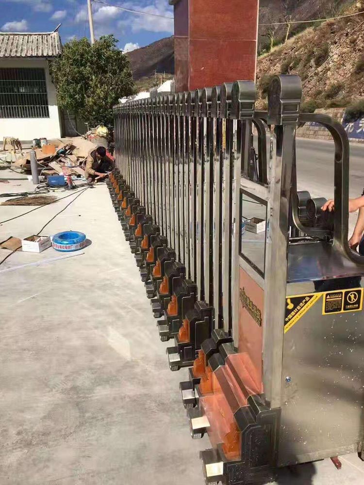 招財進(jìn)寶工程案例 - 中出網(wǎng)-智能出入口與停車充電門戶