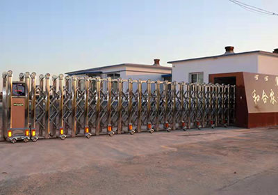 招財進寶工程案例 - 中出網-智能出入口與停車充電門戶