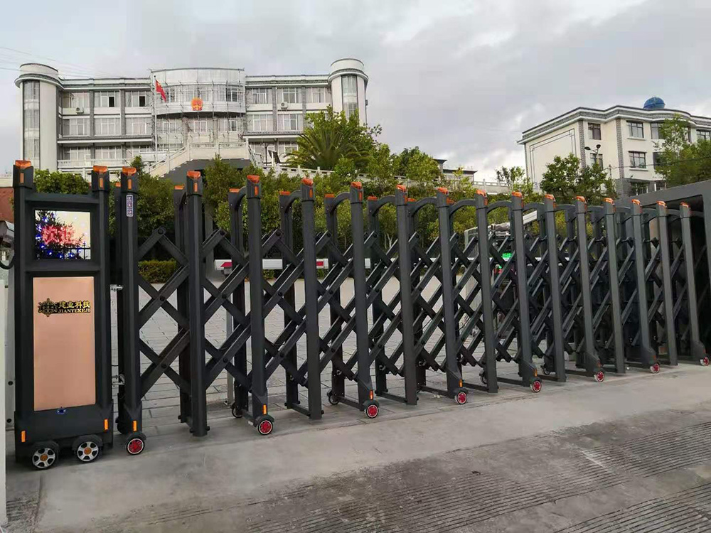 變形金剛系列案例 - 中出網-智能出入口與停車充電門戶