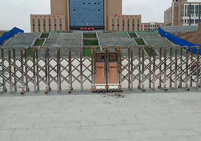 步步高系列案例 - 中出網(wǎng)-智能出入口與停車(chē)充電門(mén)戶