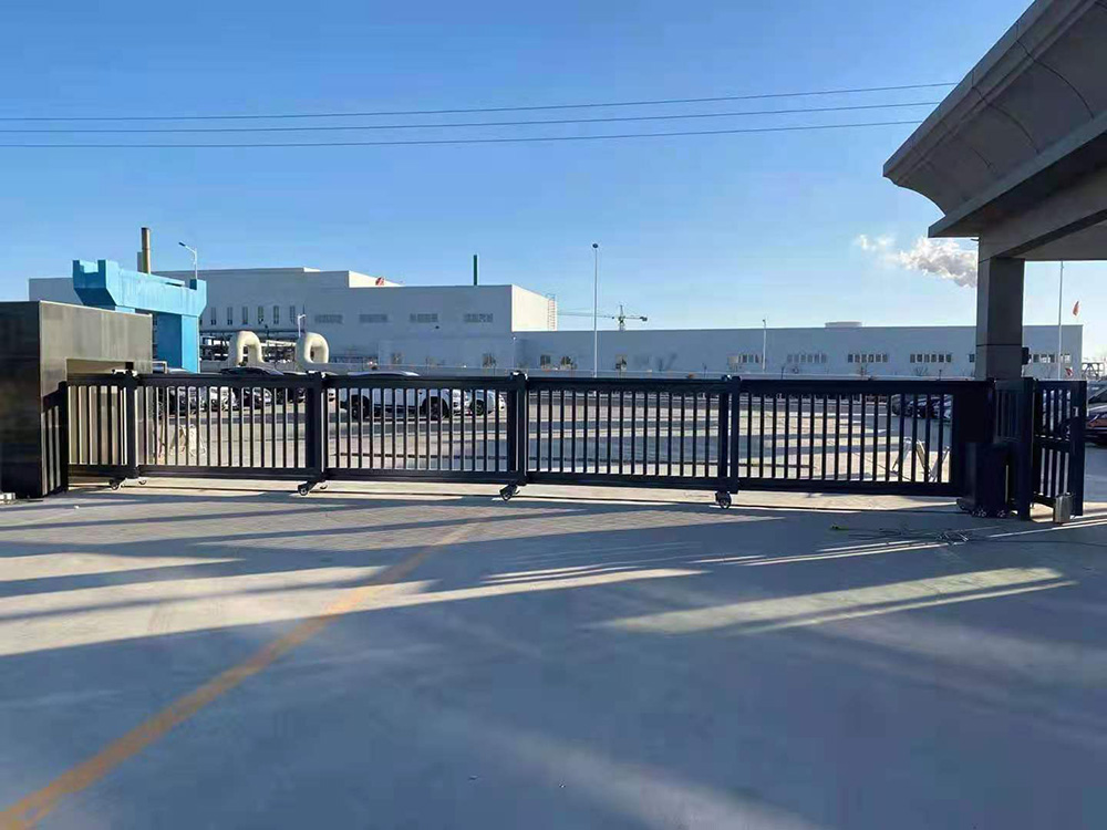 段滑門系列工程案例 - 中出網(wǎng)-智能出入口與停車充電門戶