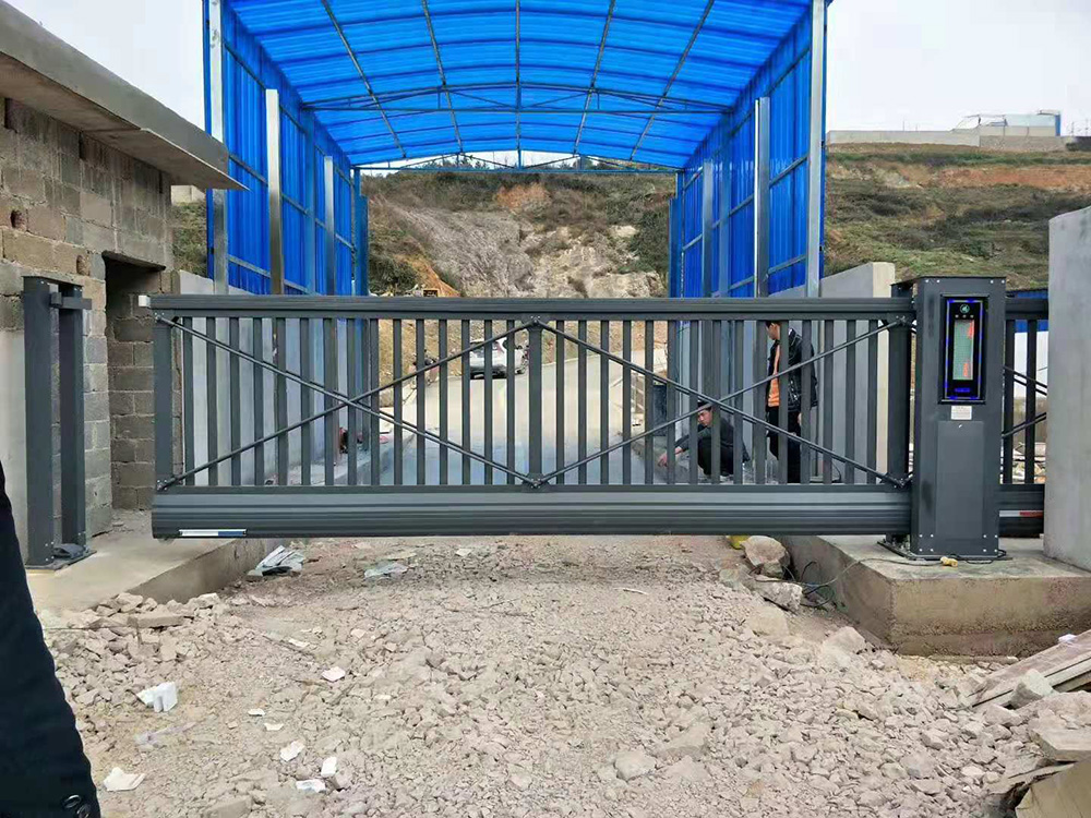 懸浮門系列工程案例 - 中出網(wǎng)-智能出入口與停車充電門戶