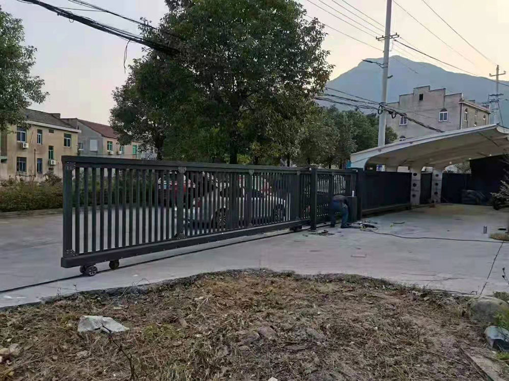 平移門系列案例 - 中出網(wǎng)-智能出入口與停車充電門戶