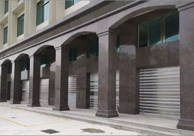 卷閘門(mén)系列案例 - 中出網(wǎng)-智能出入口與停車(chē)充電門(mén)戶(hù)