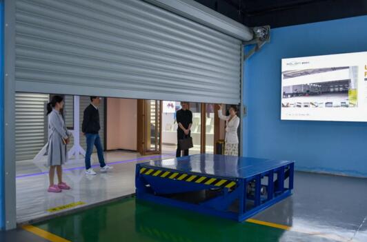 140超寬工業(yè)卷簾門