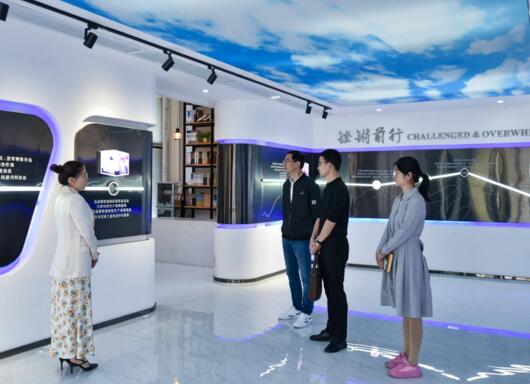 長(zhǎng)沙市裝配式建筑產(chǎn)業(yè)技術(shù)創(chuàng)新戰(zhàn)略聯(lián)盟領(lǐng)導(dǎo)一行蒞臨湘聯(lián)參觀考察