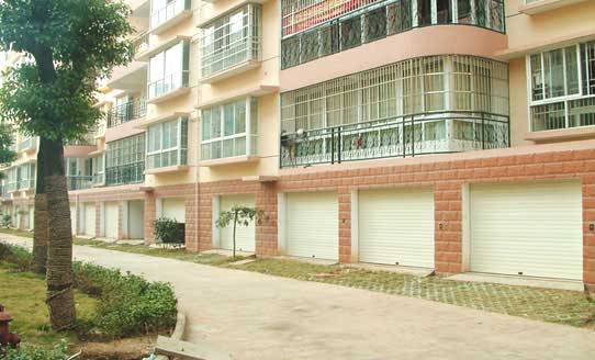 車(chē)庫(kù)卷簾門(mén)