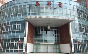 湖南信息學(xué)院鋁合金卷簾門案例