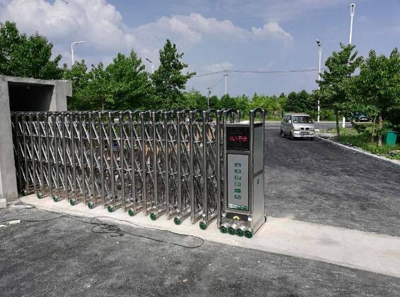 保定出安智能電動(dòng)伸縮門順利進(jìn)駐保定市第七中學(xué)