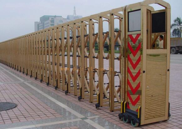 競秀公園選擇保定出安智能為電動伸縮門供貨商