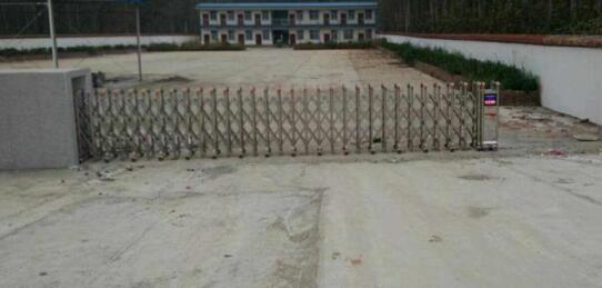 保定建設工程監(jiān)理有限公司項目與保定出安智能再度合作引進伸縮門