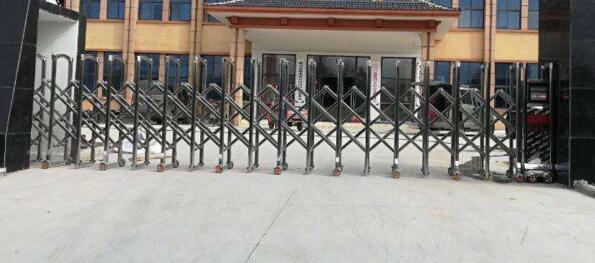 保定出安智能伸縮門進駐保定建設工程監(jiān)理有限公司