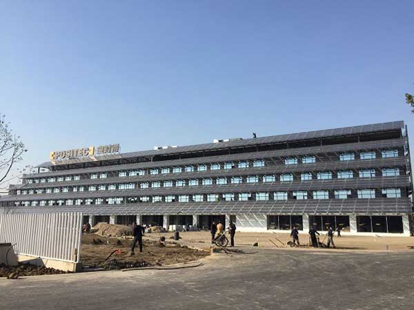 喜迎蘇州寶時得機械成功安裝蘇州出安智能卷簾門