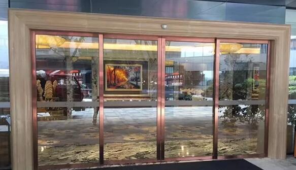 如何正確安裝南京玻璃感應(yīng)自動門，杜絕安全隱患