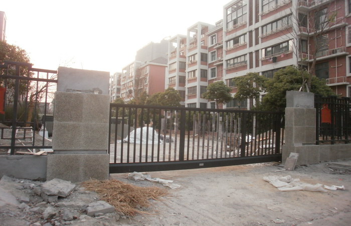 熱烈祝賀寧波出安智能懸浮平移門進(jìn)駐寧波余姚東第名苑