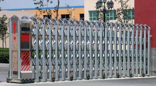 寧波出安智能電動(dòng)伸縮門(mén)成為寧波華茂外國(guó)語(yǔ)學(xué)校的搖籃