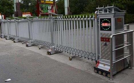 寧波出安智能為寧波市商貿(mào)集團(tuán)有限公司添上電動伸縮門