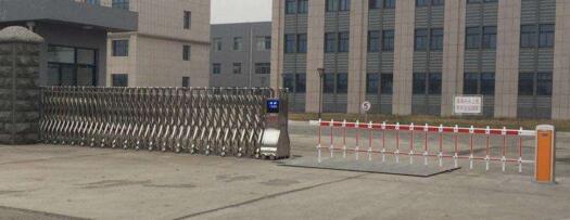 寧波出安智能伸縮門安裝在寧波威孚天力增壓技術(shù)有限公司