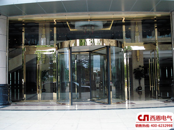 兩翼旋轉(zhuǎn)門