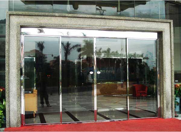 信業(yè)大廈自動門工程案例 - 中出網(wǎng)-智能出入口與停車充電門戶