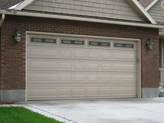 出于安全著想 由表及里介紹煙臺(tái)車庫門