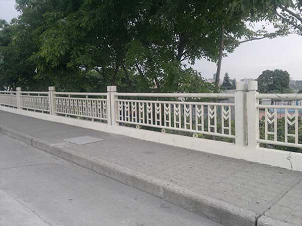 慶賀東莞出安智能圍墻護欄成功安裝在東莞石排生態(tài)園