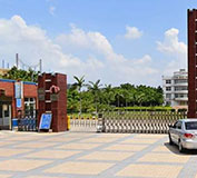 感謝泉港第一中學(xué)對(duì)泉州伸縮門(mén)的支持