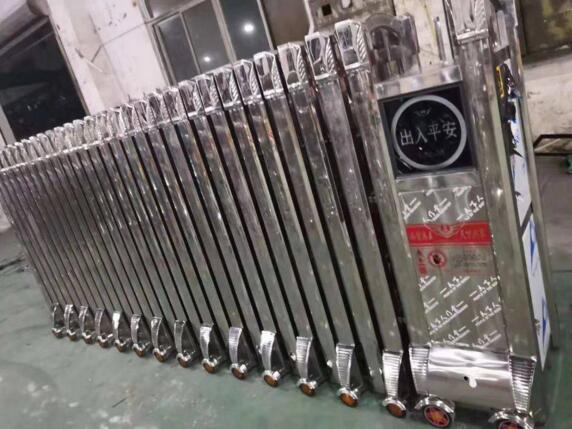 紹興出安智能電動(dòng)伸縮門進(jìn)駐紹興府山公園