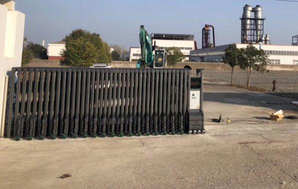 紹興榮懷學(xué)校與紹興出安智能伸縮門(mén)達(dá)成合作協(xié)議