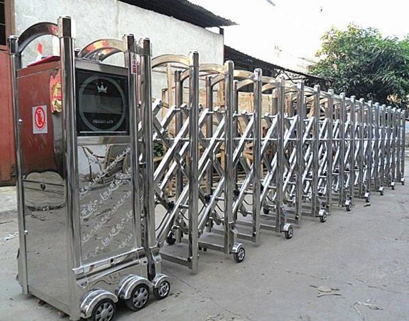 揚州電動伸縮門公司鑄造臻品面面俱到構(gòu)成了一道靚麗的風景線
