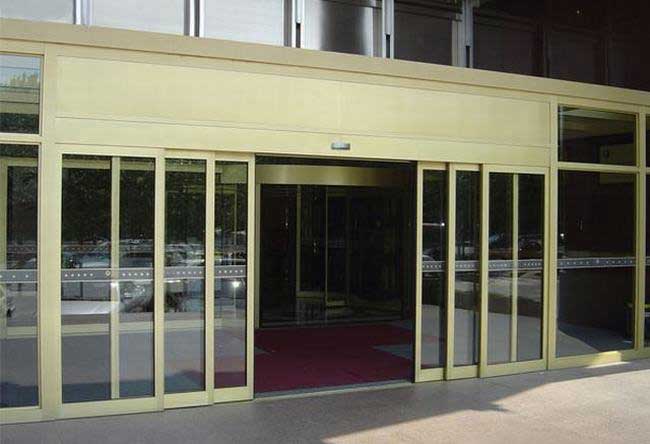 自動(dòng)玻璃門