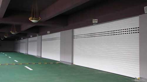 采光鋁合金電動車庫門