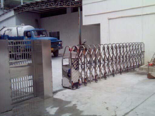 東莞建齊實(shí)業(yè)有限公司電動伸縮門案例 - 中出網(wǎng)-智能出入口與停車充電門戶