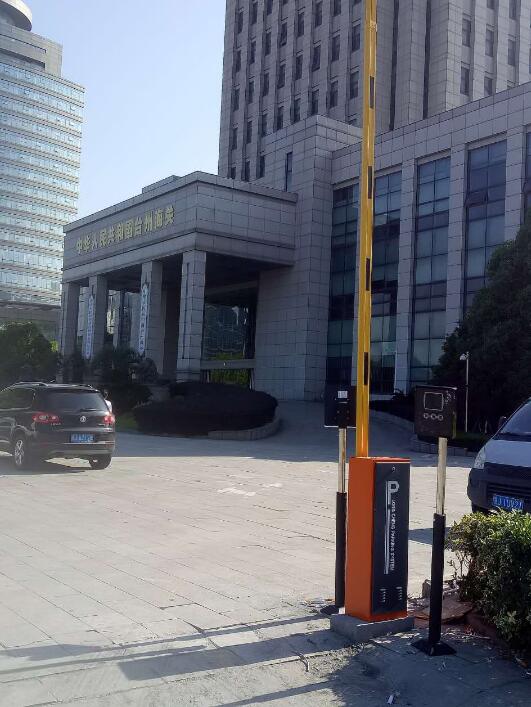 感謝椒江海關一直以來對臺州出安智能道閘的支持！