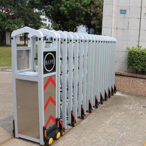 嘉興一中實(shí)驗(yàn)學(xué)校與嘉興出安智能伸縮門(mén)達(dá)成合作協(xié)議