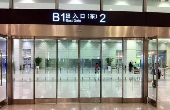 南寧玻璃感應(yīng)門的安裝既是學(xué)問(wèn)也是技巧