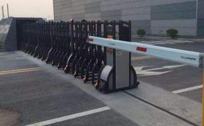 金華電動伸縮門