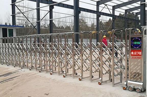 金華出安智能電動伸縮門點綴啟德青少年勵志成長學(xué)校