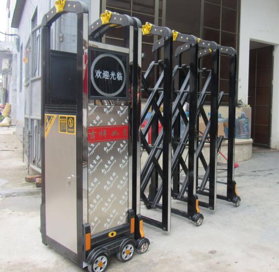 金華出安智能伸縮門安裝在金華市外國語學(xué)校大門口