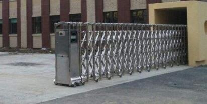 滄州電動伸縮門