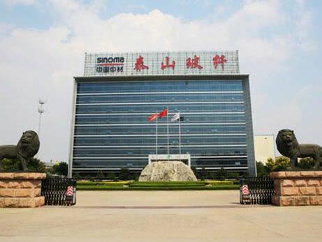 泰安出安智能卷簾門成泰山玻璃纖維有限公司一道美景