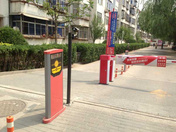 中山出安智能道閘進駐中山旭景花園小區(qū)