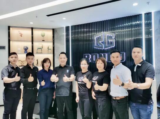 走訪客戶終端，共商榮高門窗區(qū)域迅速發(fā)展