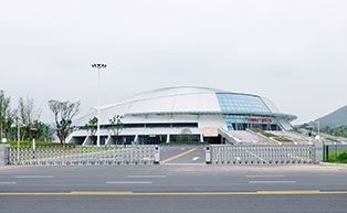 溧陽體育館伸縮門工程案例